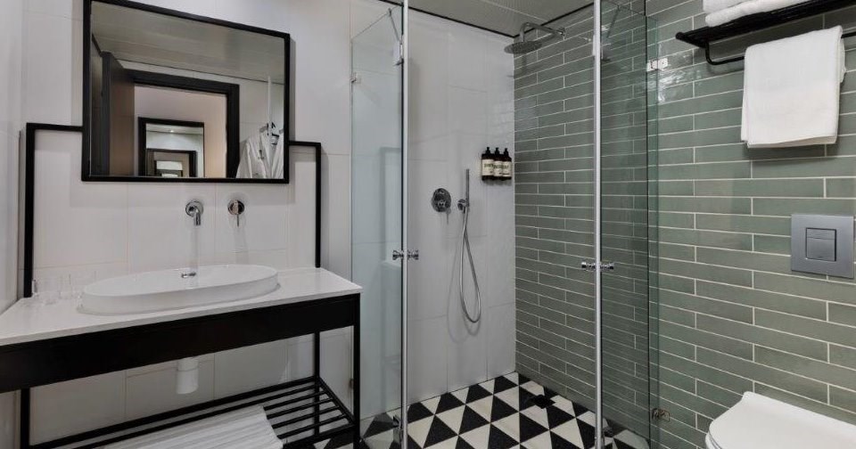 חדר אמבטיה -  - מלון מיוז תל אביב